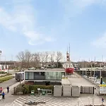Harbour View 2A 2Ev
